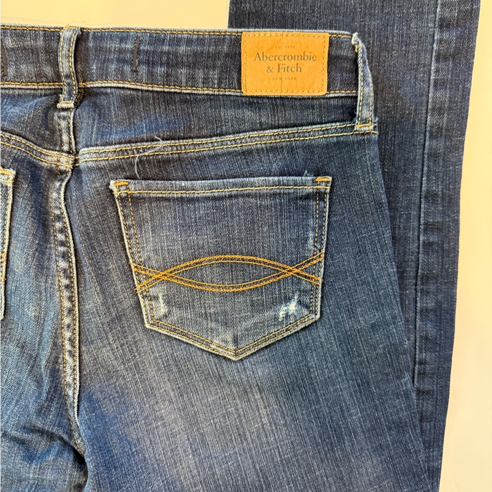 ABERCROMBIE & FITCH CLASSIC VINTAGE DISTRESSED JEANS SIZE 28/6L - Picture 6 of 12